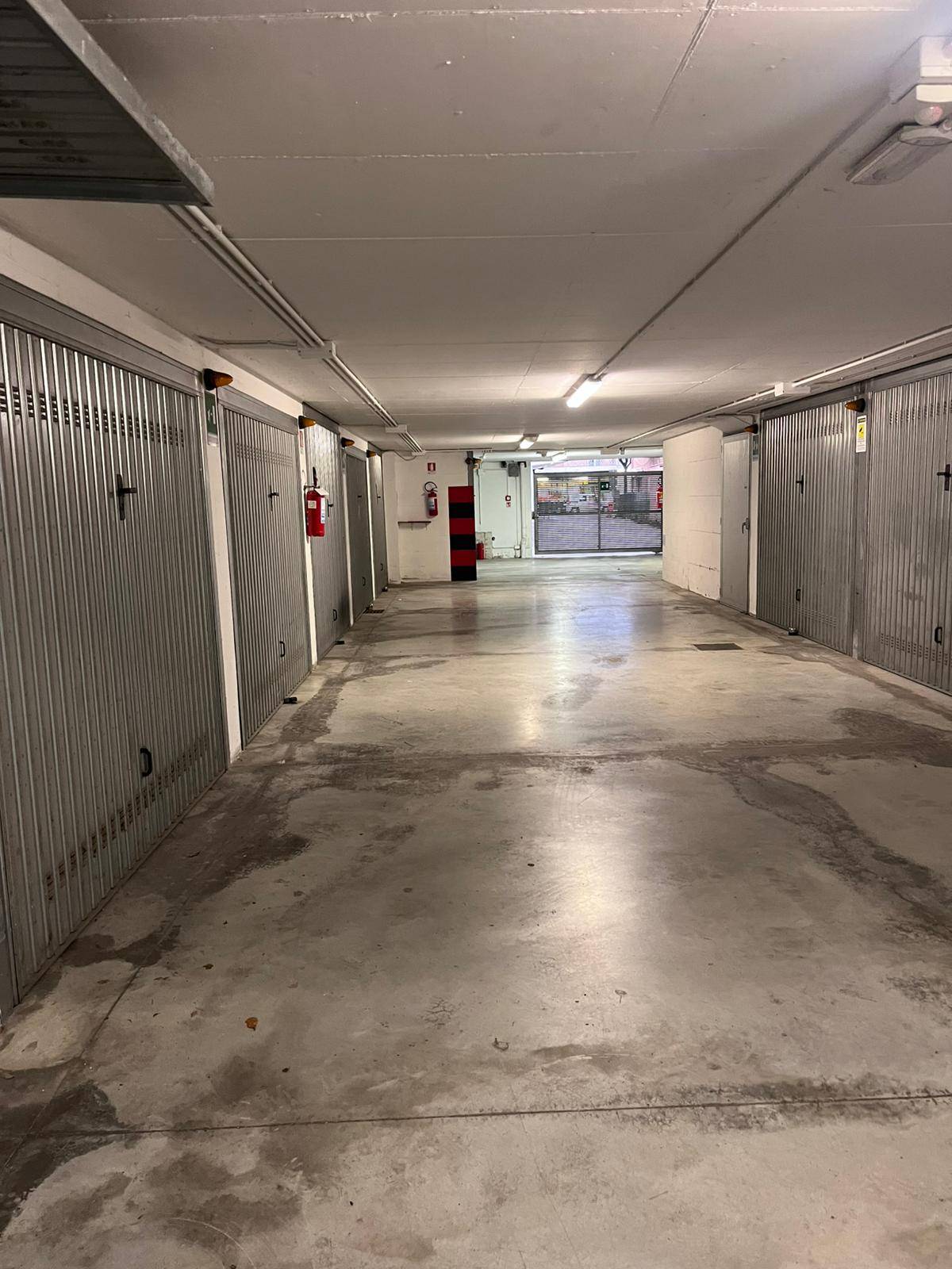 Garage in vendita a Pescara, Zona Nord