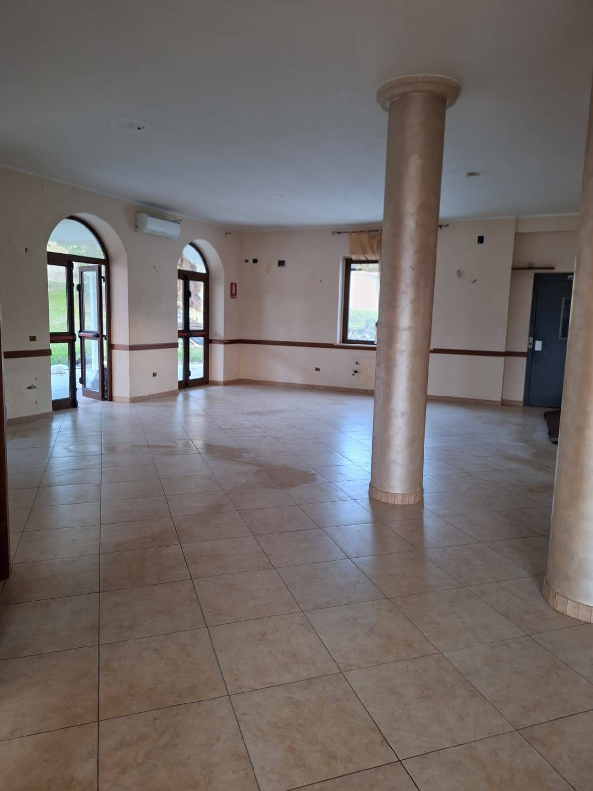 Villa, Casa singola in vendita a Alanno