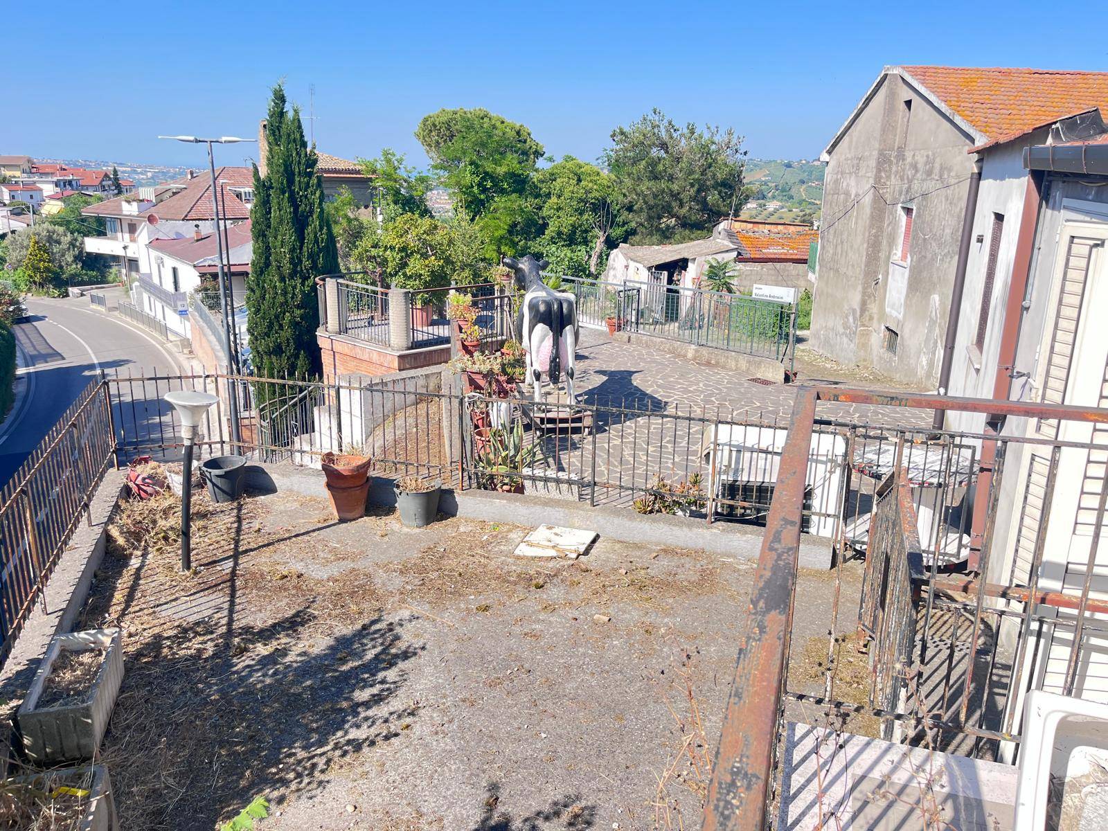 Villette a schiera in vendita a Cappelle sul Tavo