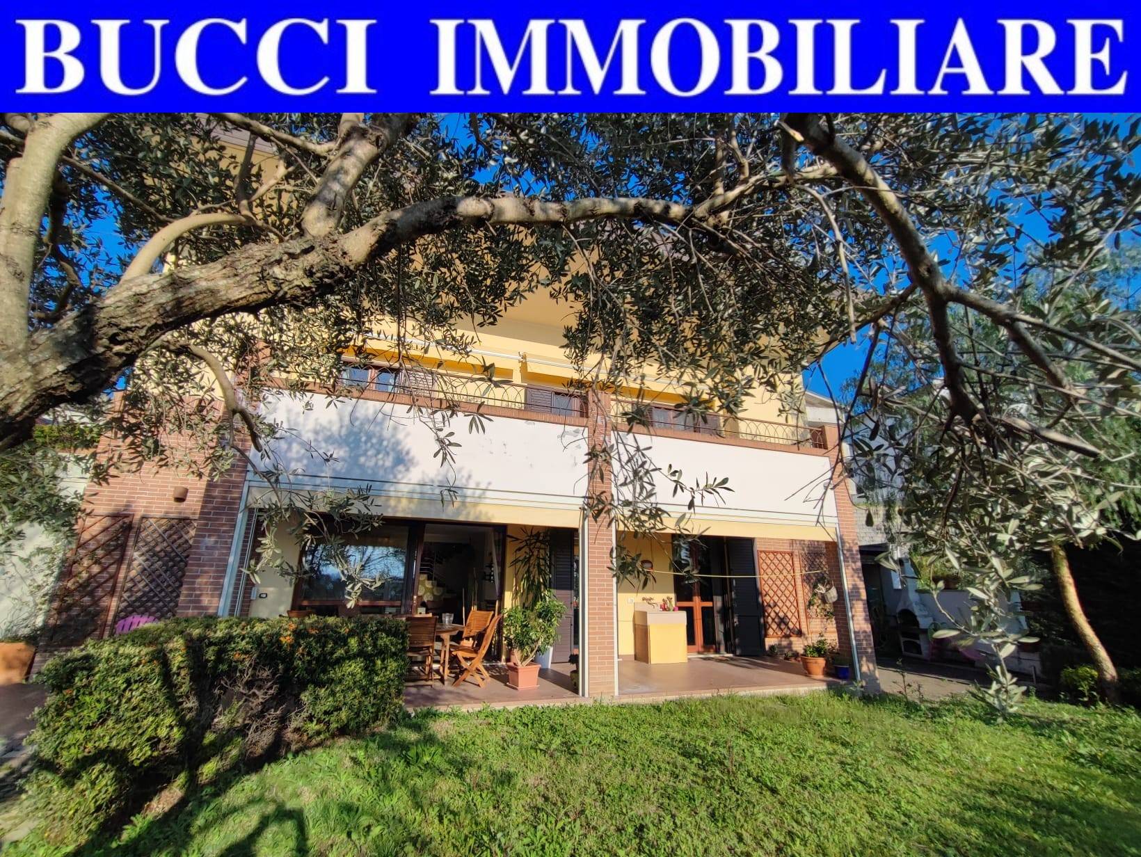 Villa, Casa singola in vendita a Spoltore