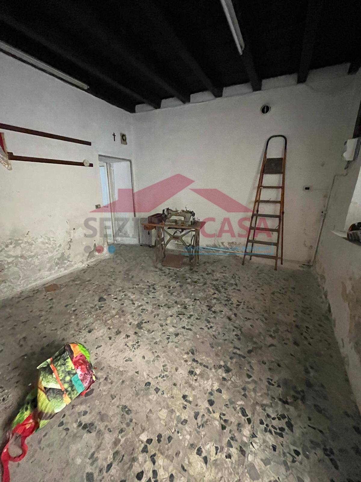 Appartamento in vendita a Saronno, Centro