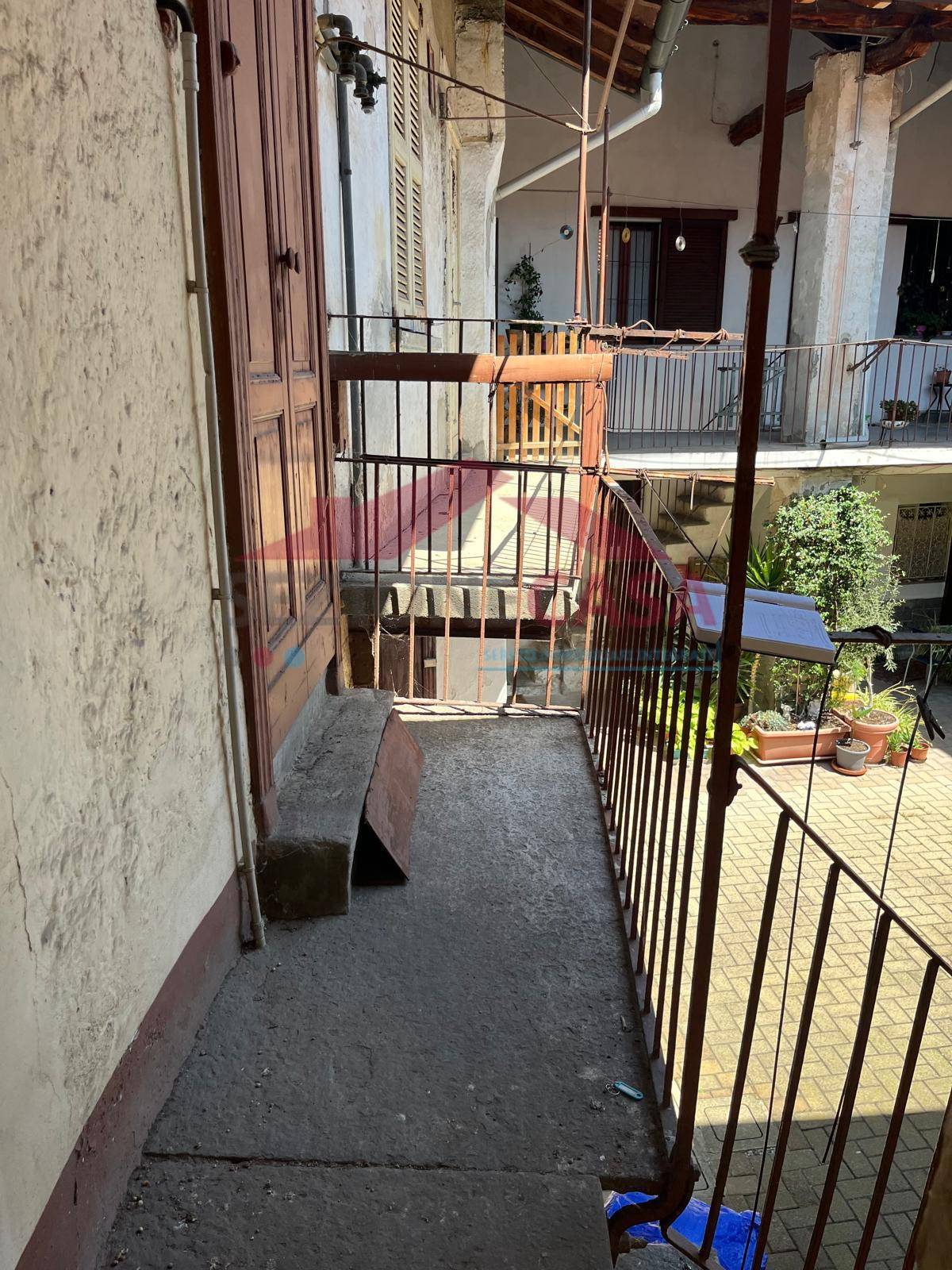 Appartamento in vendita a Saronno, Centro