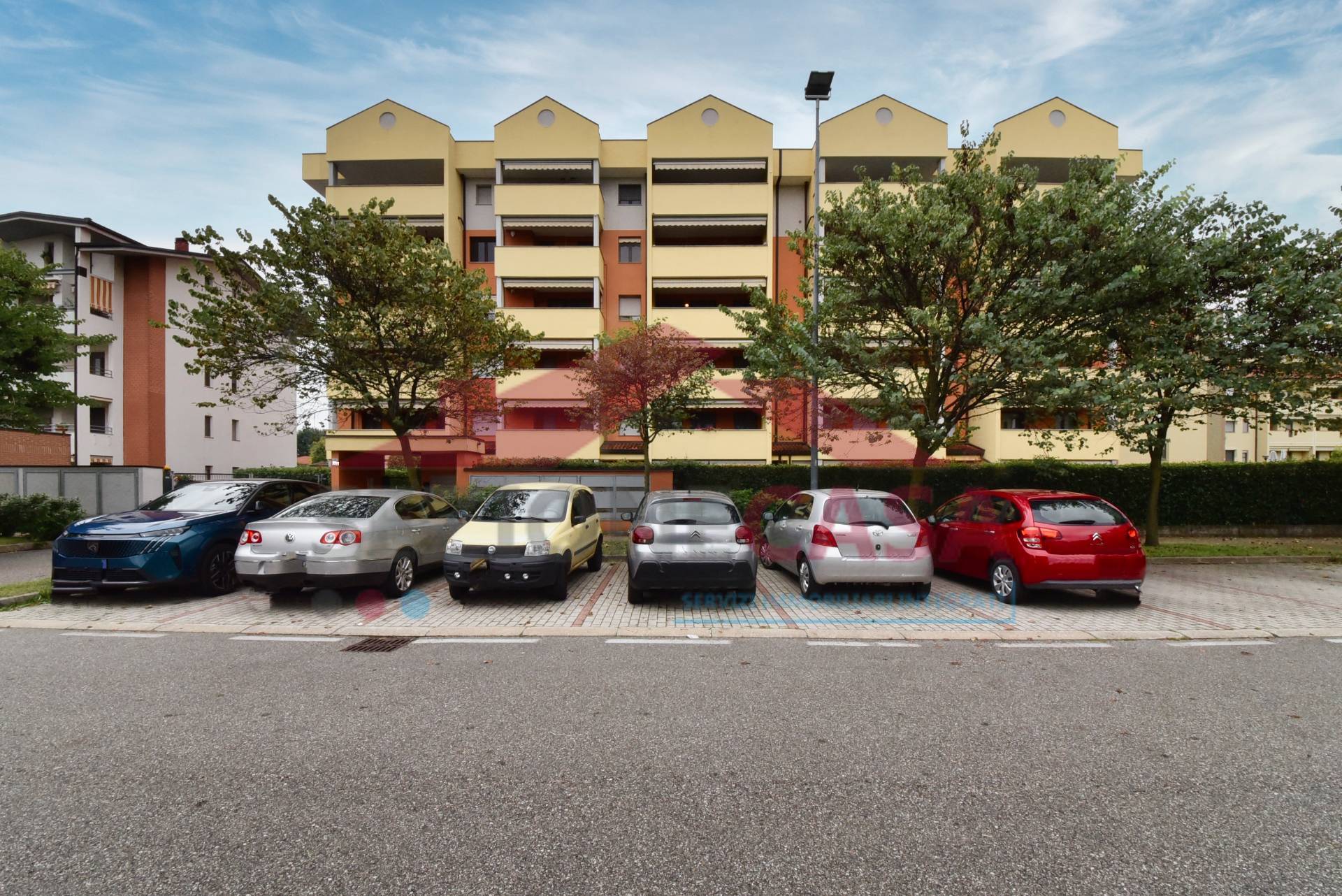 Appartamento in vendita a Saronno, Cascina ferrara