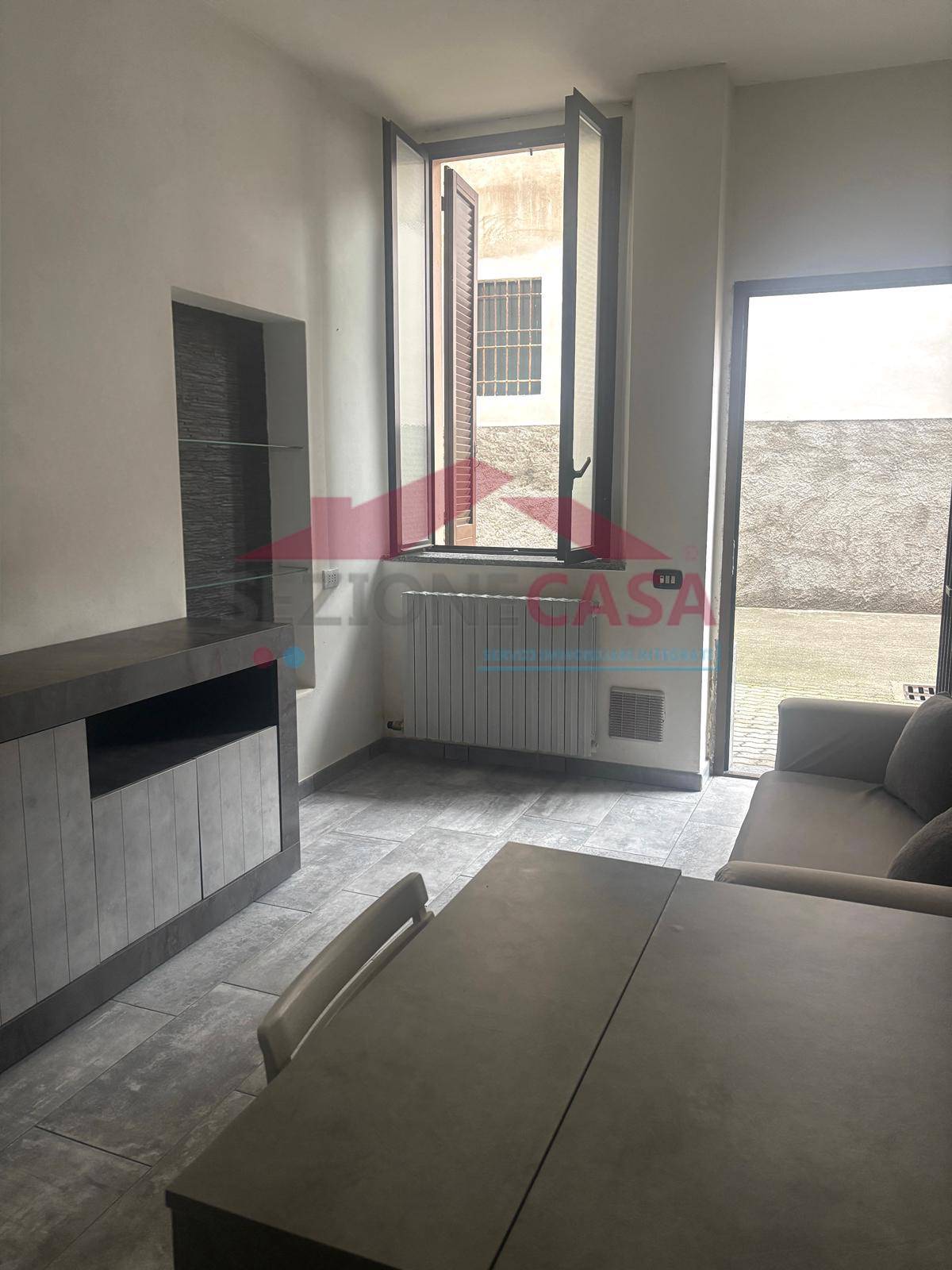 Appartamento in vendita a Saronno, Centro