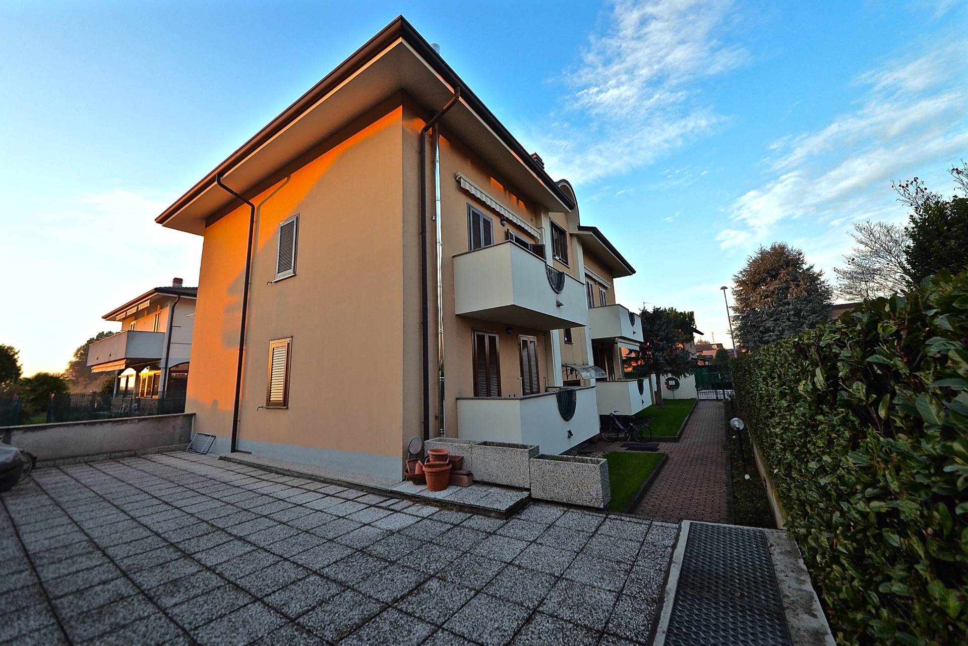 Appartamento in vendita a Ceriano Laghetto