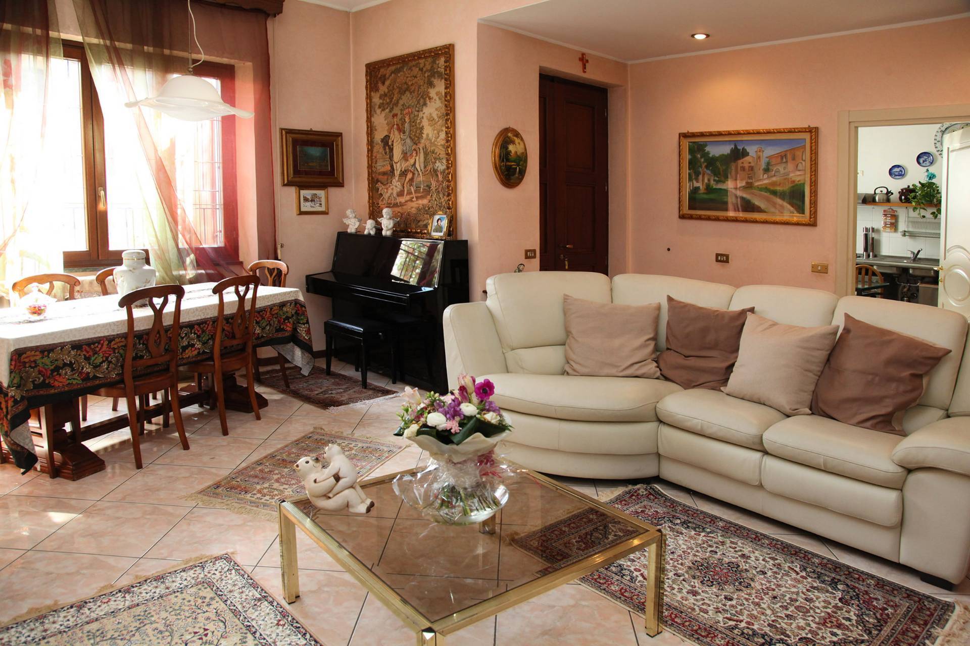 Villa in vendita a Saronno