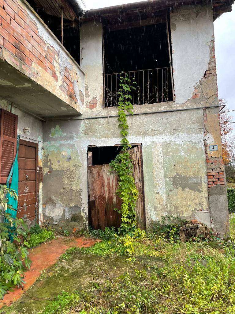 Rustico in vendita a Tradate