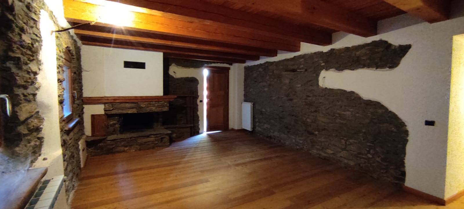 Appartamento in vendita a Arvier, La Crte