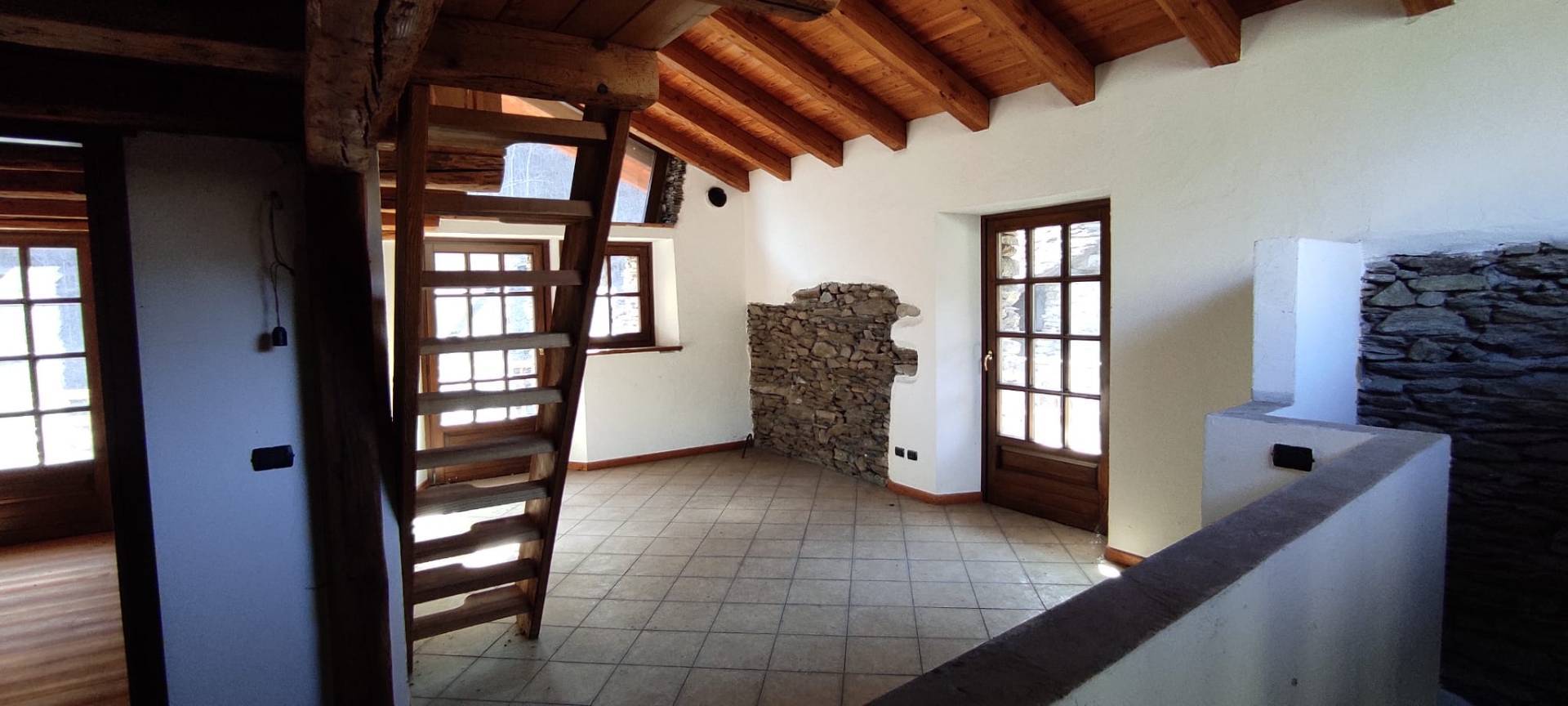 Appartamento in vendita a Arvier, La Crte