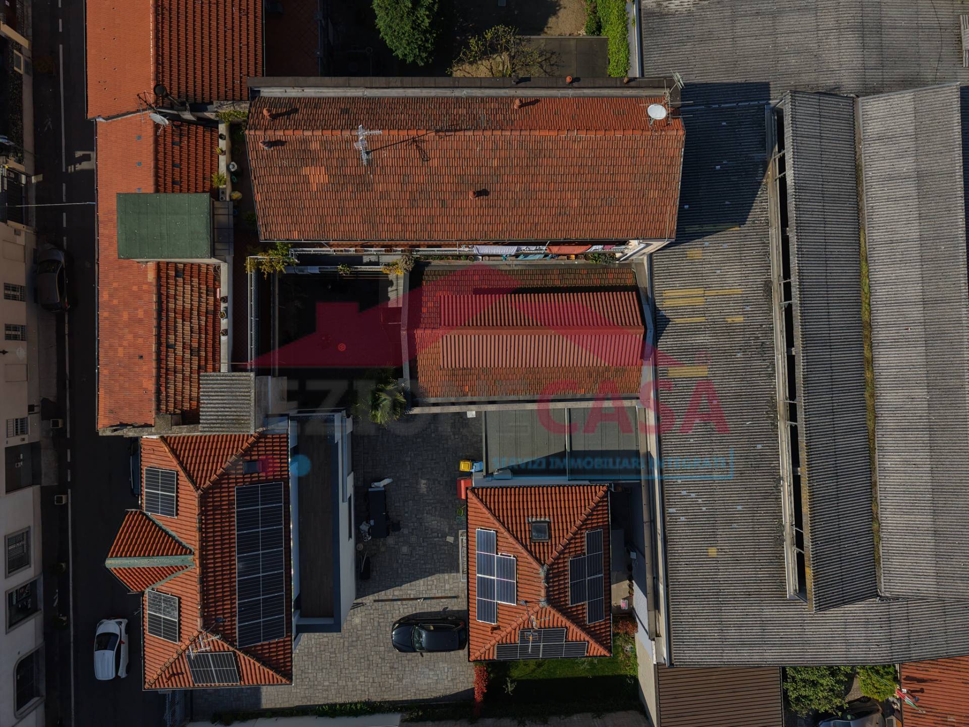Casa singola in vendita a Saronno, Prealpi