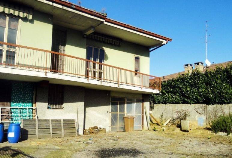 Villa in vendita a Uboldo