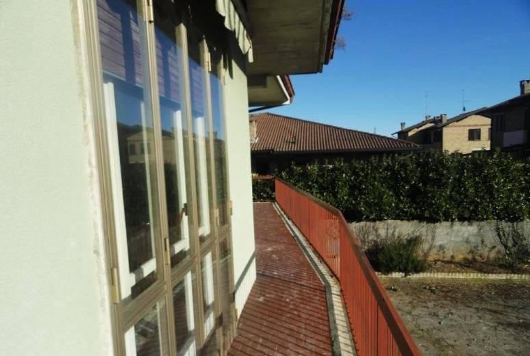 Villa in vendita a Uboldo