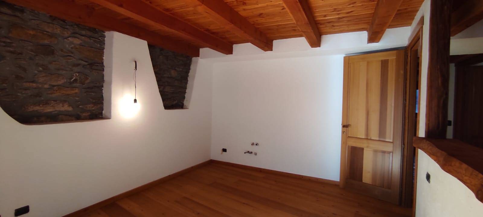 Appartamento in vendita a Arvier, La Crte