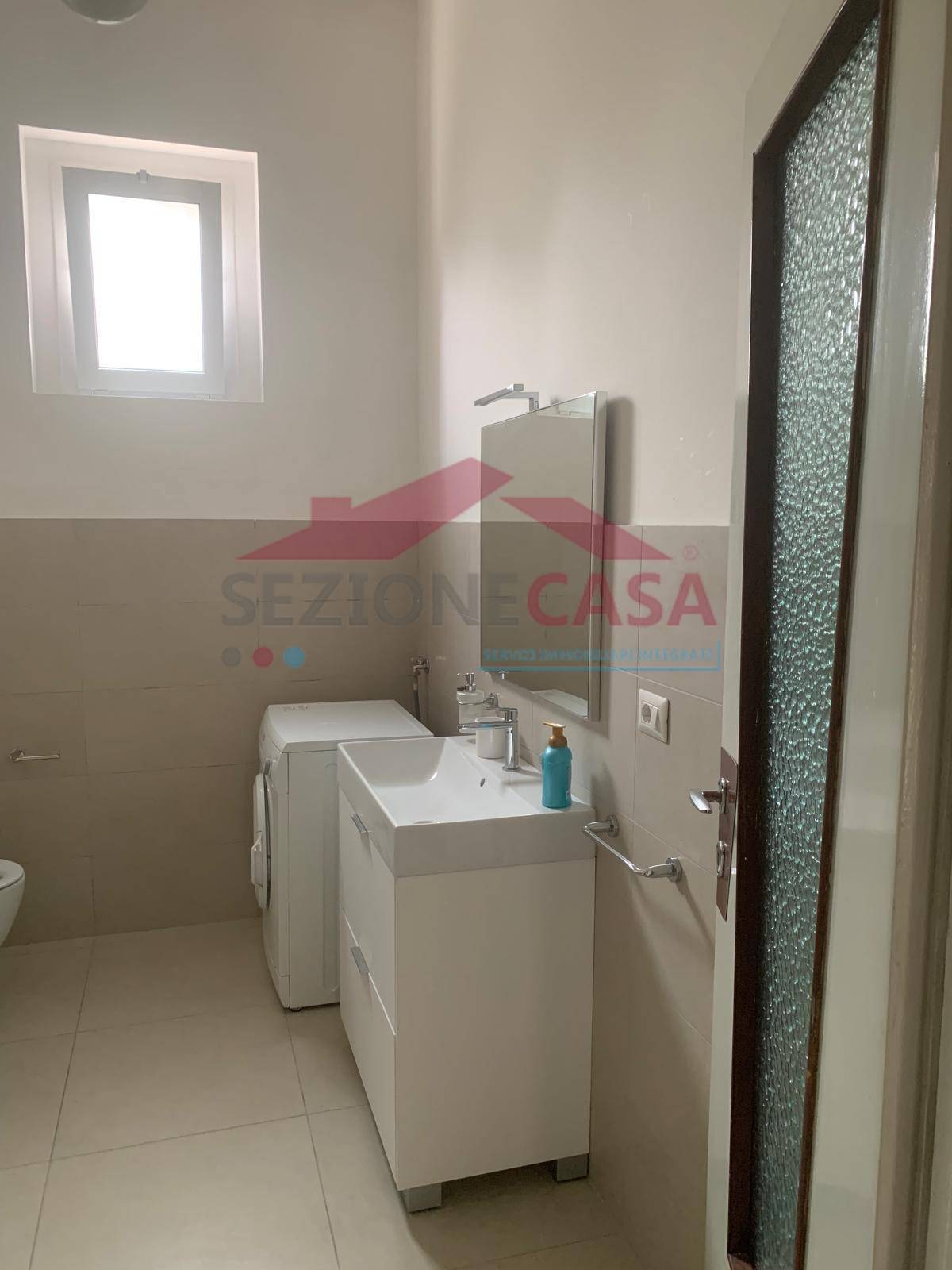 Appartamento in affitto a Caronno Pertusella, Pertusella