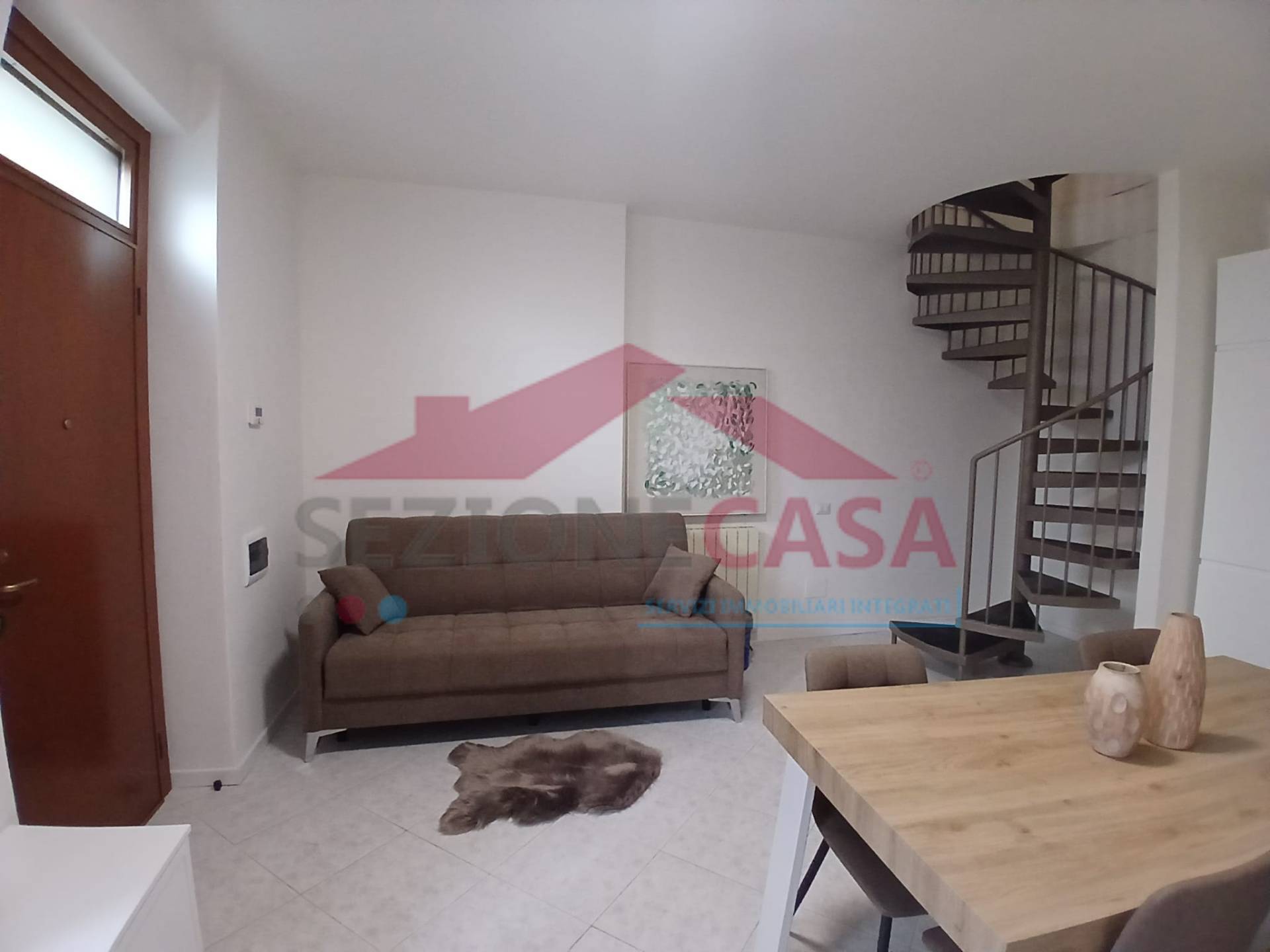 Appartamento in affitto a Saronno, Centro