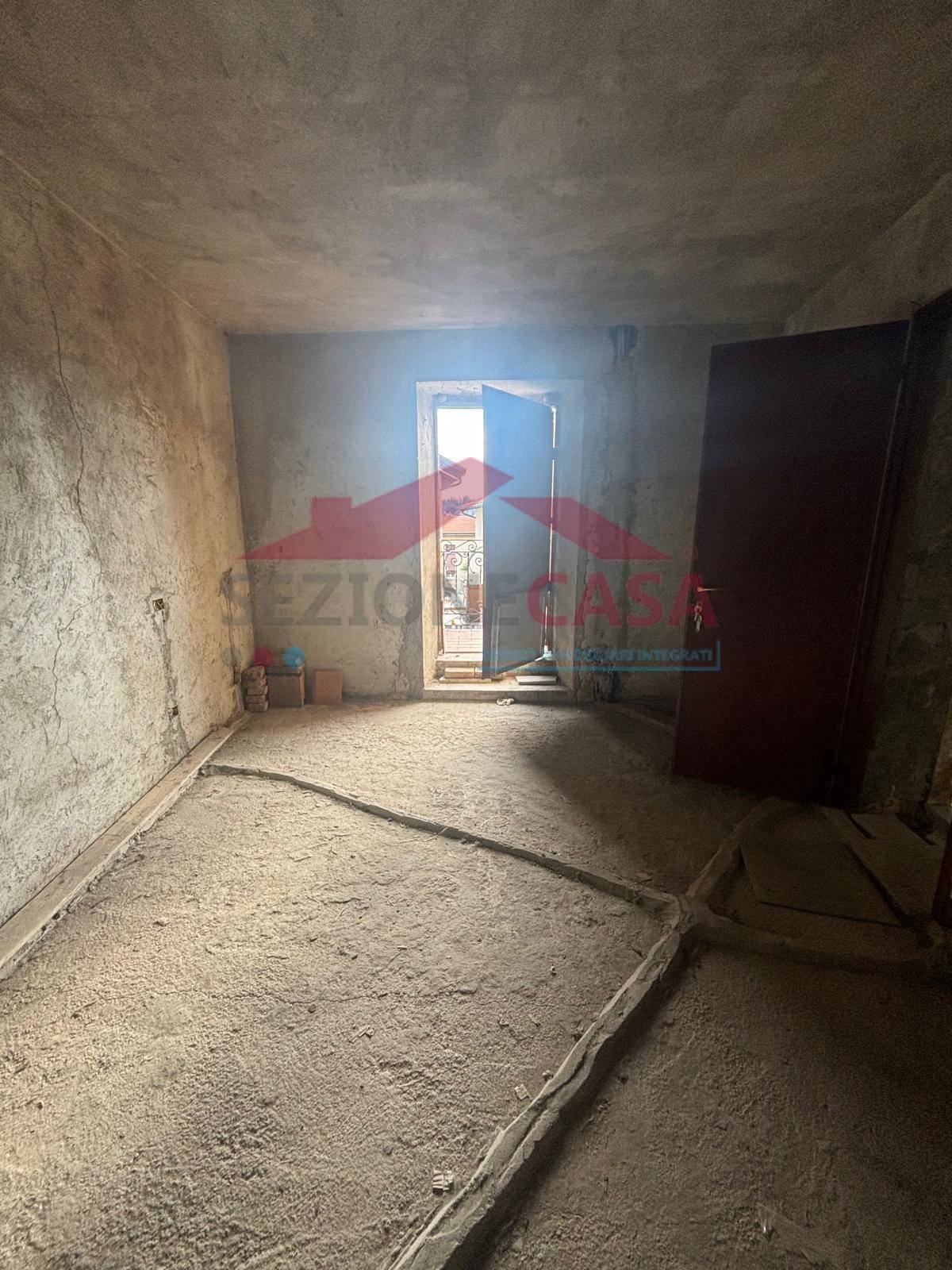 Rustico in vendita a Lurago d'Erba