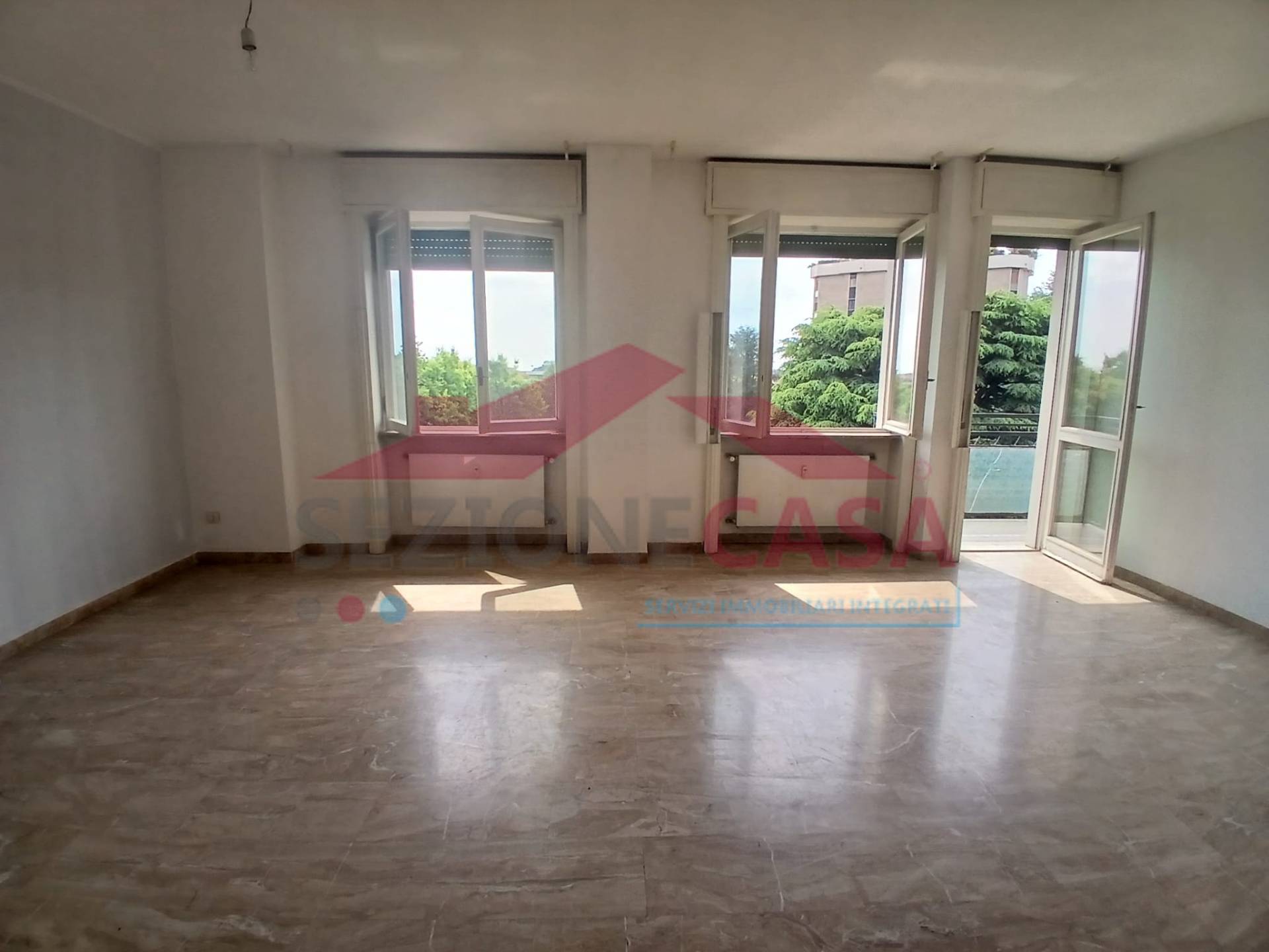 Attico in vendita a Saronno, Prealpi