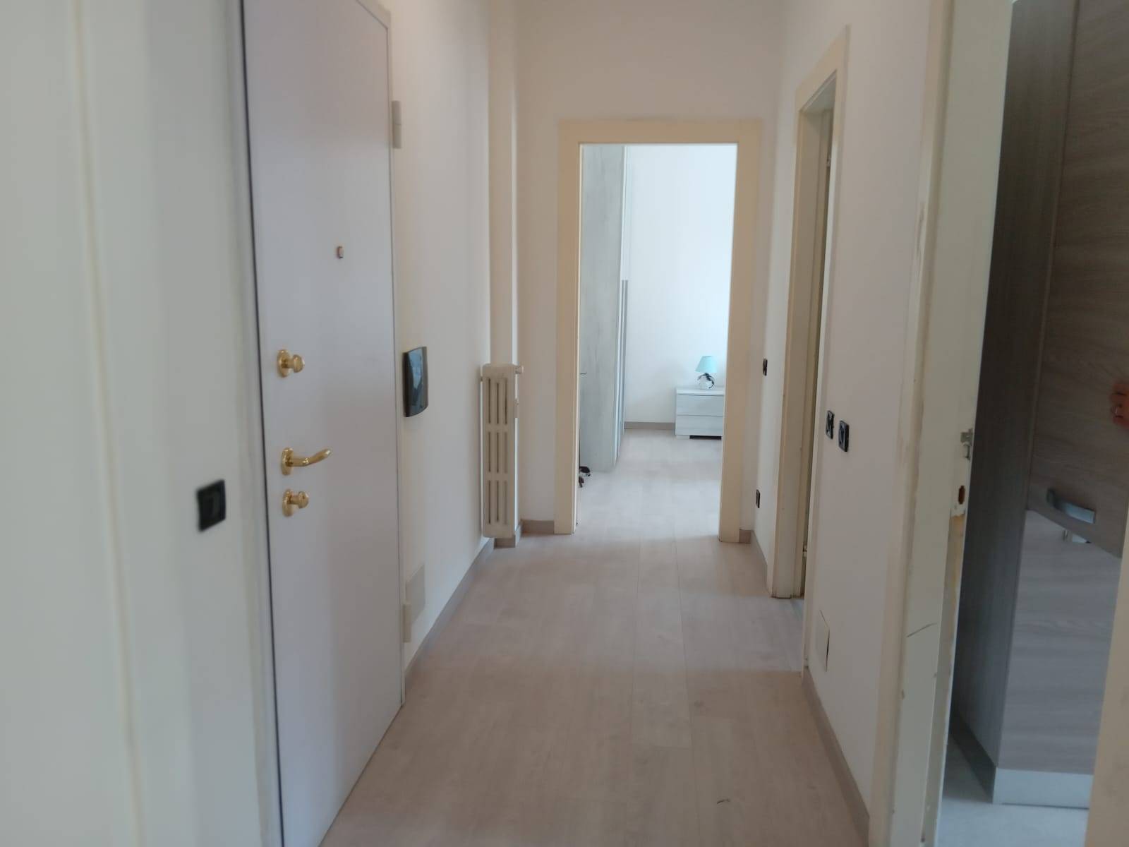 Appartamento in affitto a Saronno, Centro