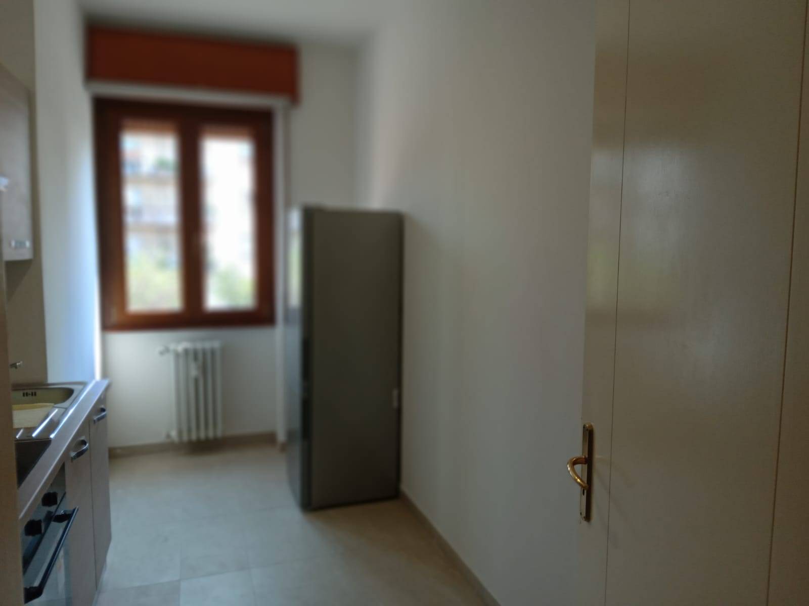 Appartamento in affitto a Saronno, Centro