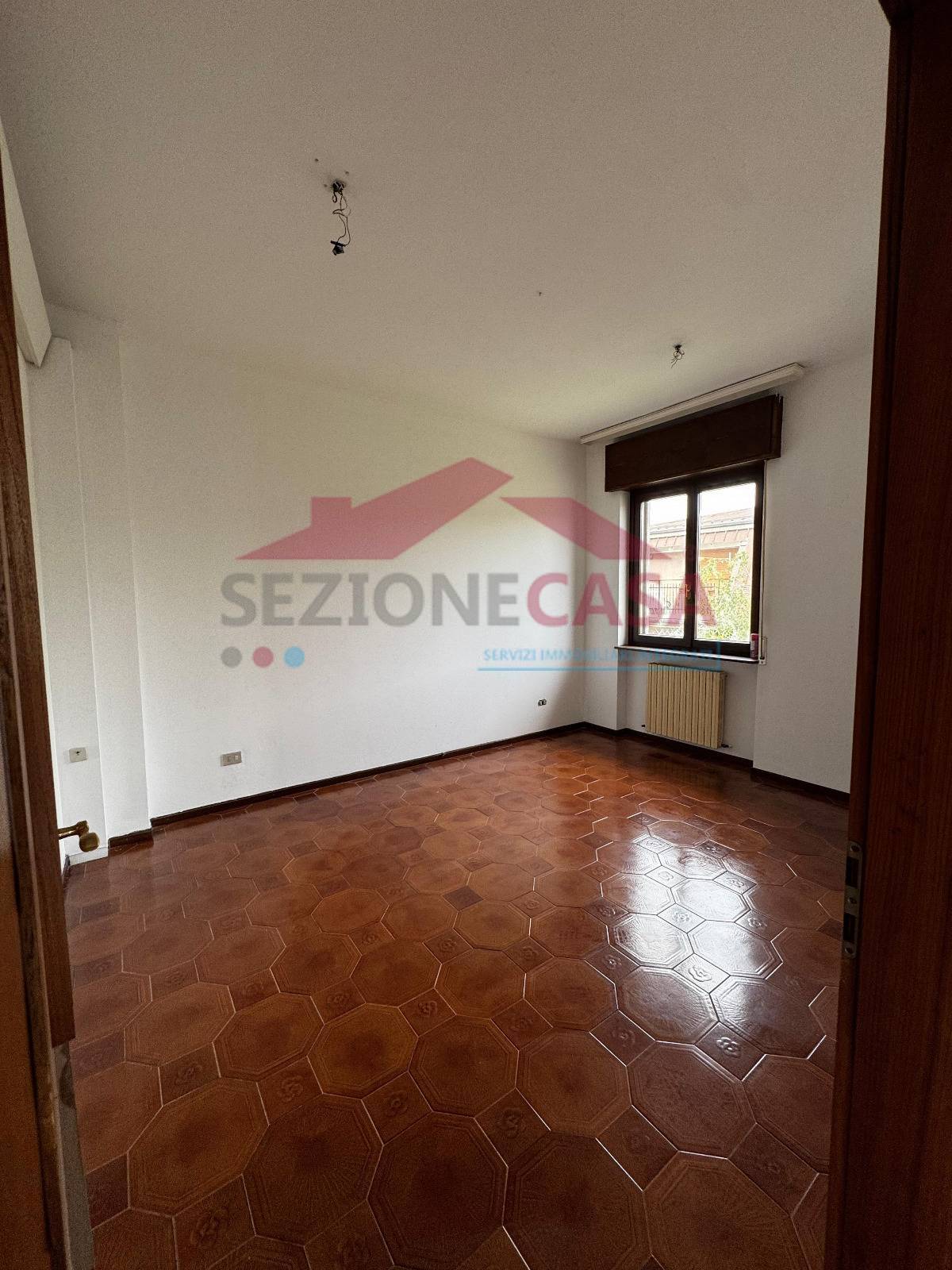 Appartamento in affitto a Caronno Pertusella