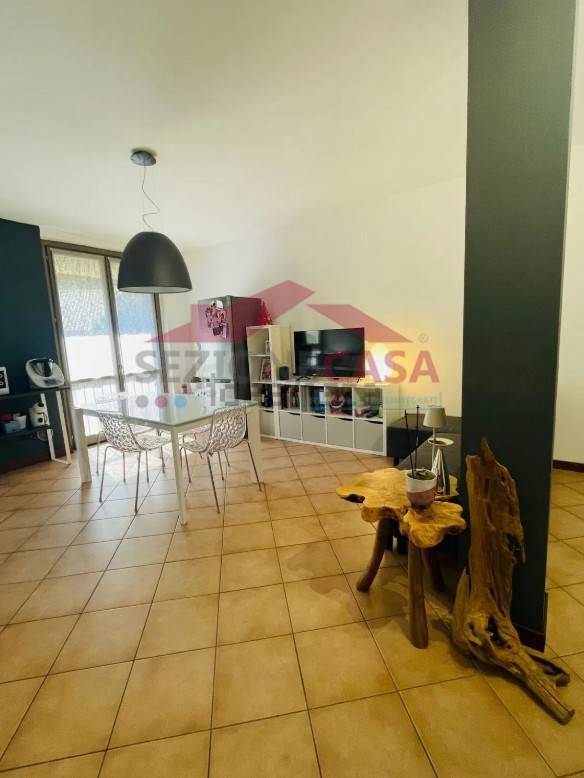 Appartamento in vendita a Saronno, Centro