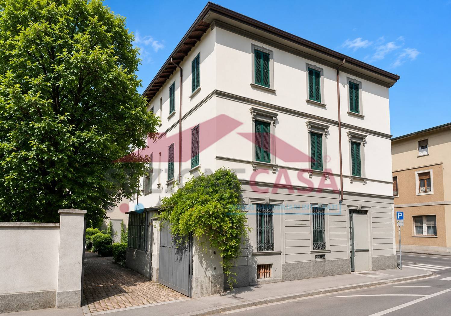 Casa singola in vendita a Saronno, Centro
