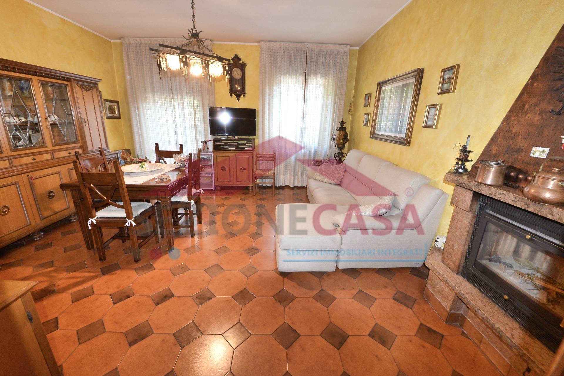 Appartamento in vendita a Saronno