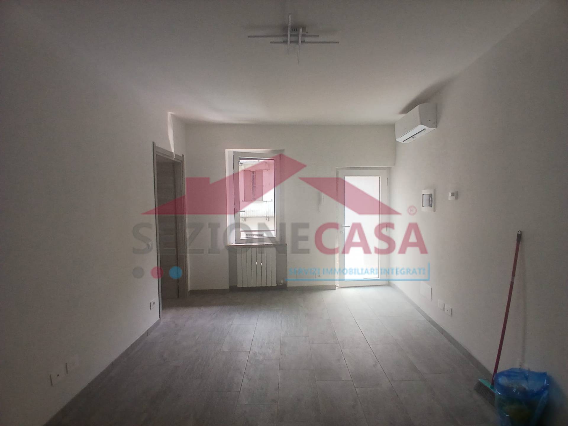 Appartamento in affitto a Saronno, Centro