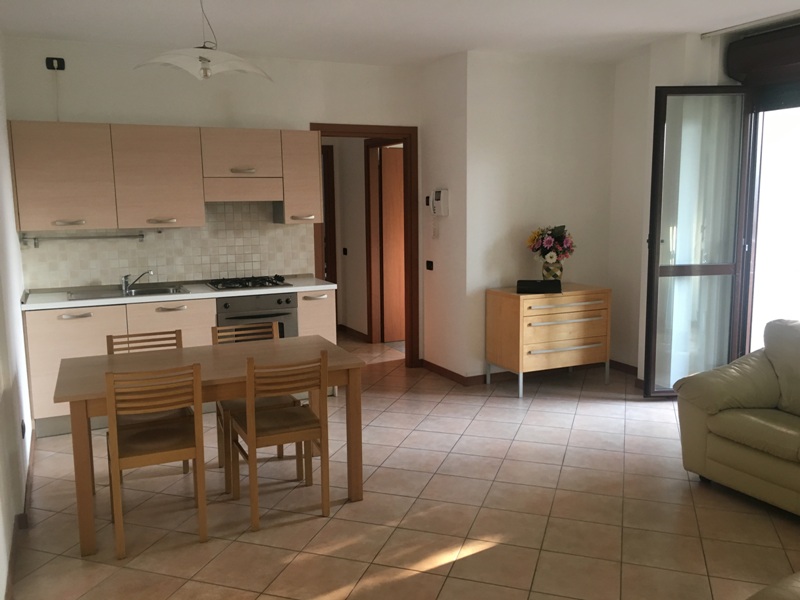 Appartamento in affitto a Saronno