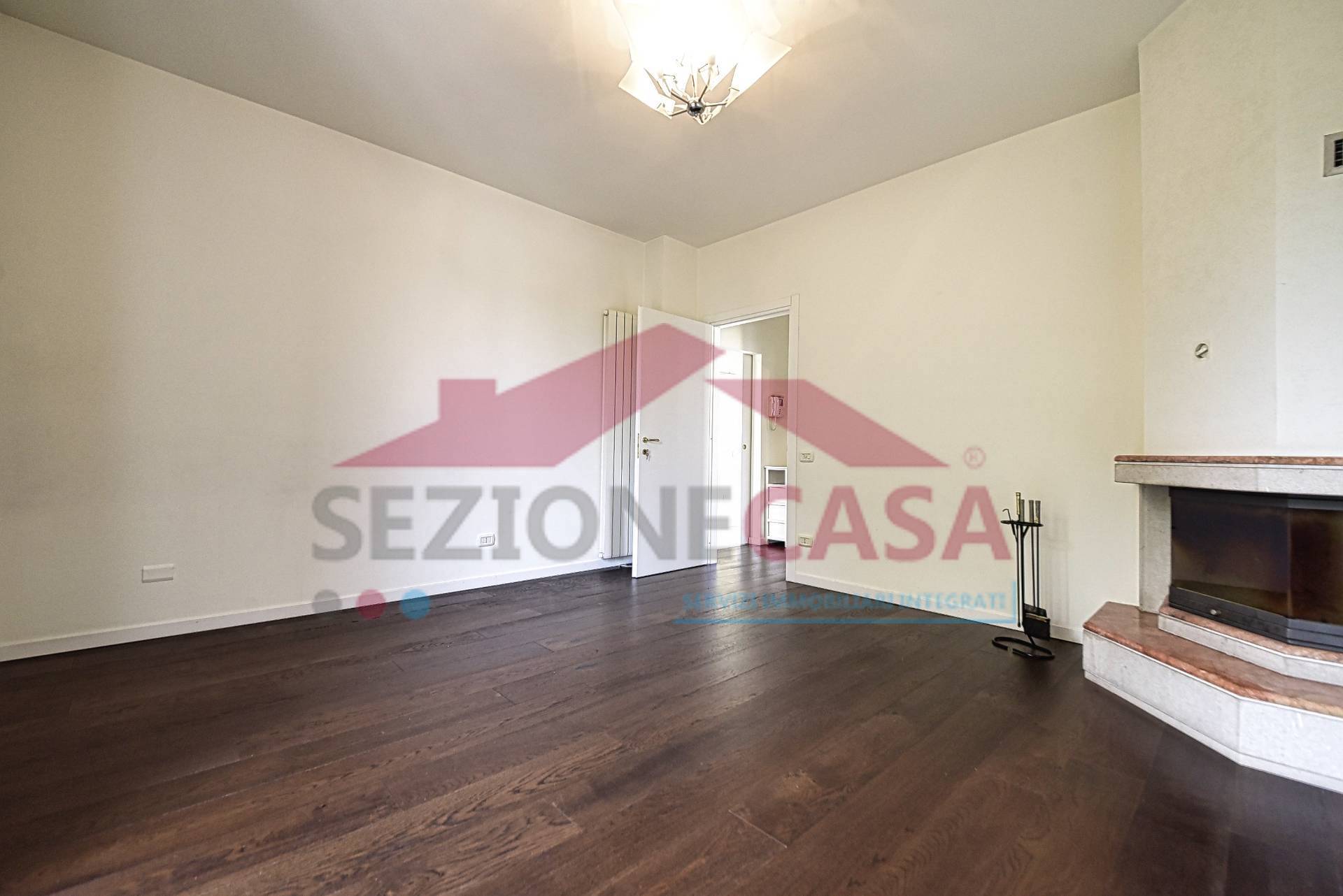 Appartamento + Mansarda in vendita a Saronno