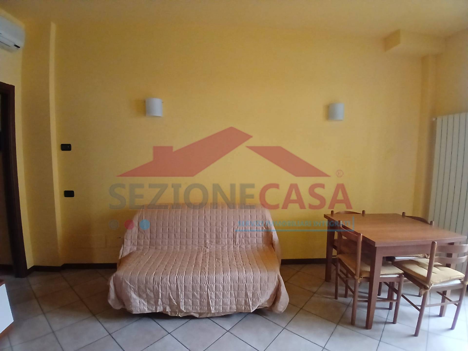 Appartamento in affitto a Saronno