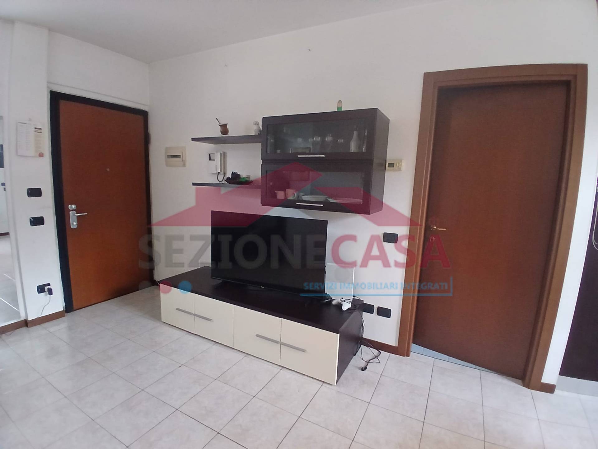 Appartamento in affitto a Saronno, Cascina ferrara