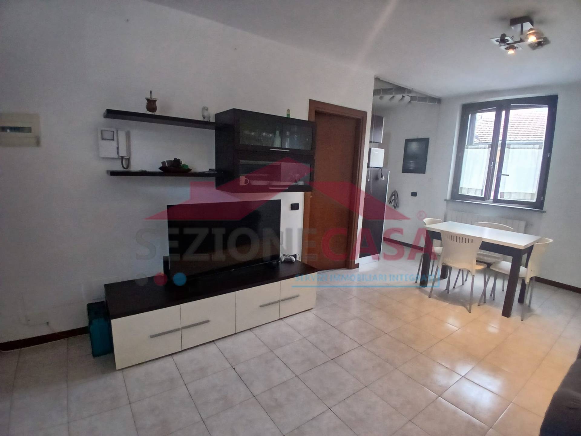 Appartamento in affitto a Saronno, Cascina ferrara
