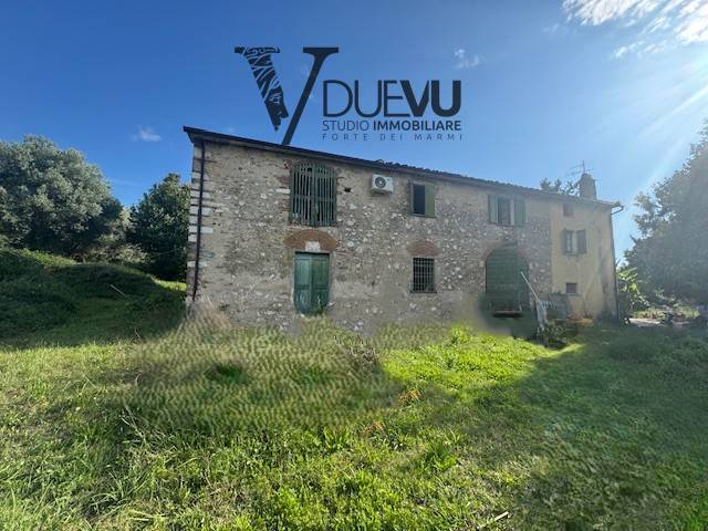 Rustico in vendita a Pietrasanta, Traversagna