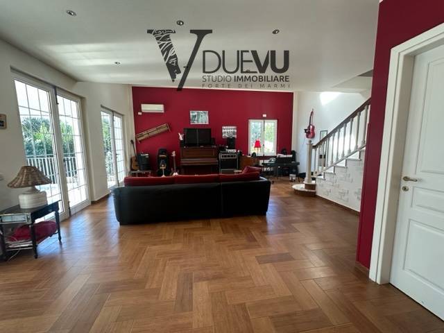 Bifamiliare in vendita a Pietrasanta, Crociale