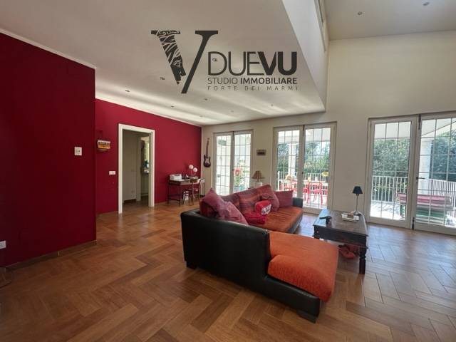 Bifamiliare in vendita a Pietrasanta, Crociale