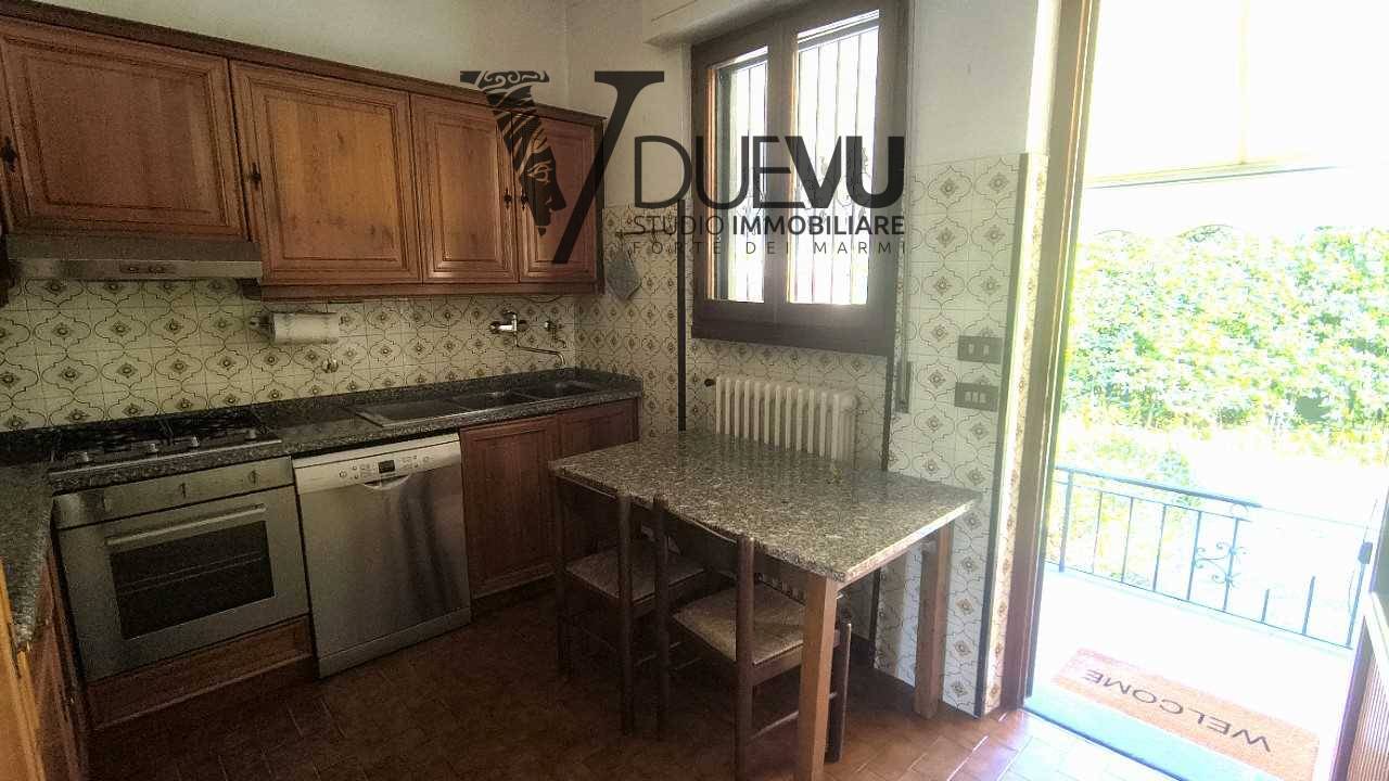 Villa in affitto a Forte dei Marmi, Vittoria Apuana