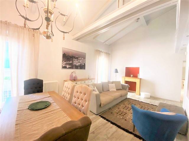 Appartamento in vendita a Pietrasanta, Centro Storico