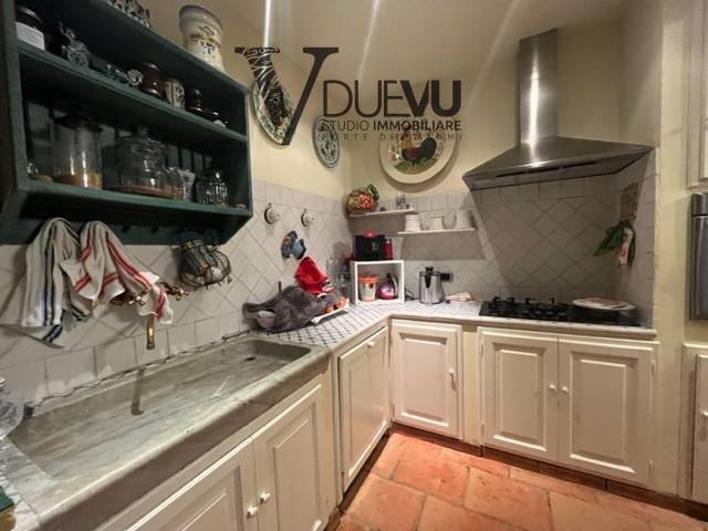 Villa in vendita a Seravezza, Querceta