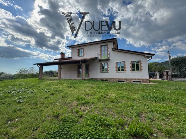 Villa in vendita a Seravezza, Cafaggio