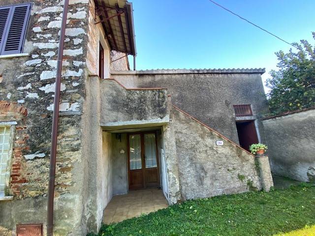 Rustico in vendita a Seravezza, Pozzi