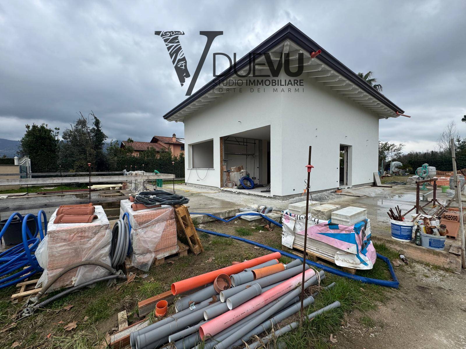 Villa con piscina in vendita a Pietrasanta, Marina di Pietrasanta