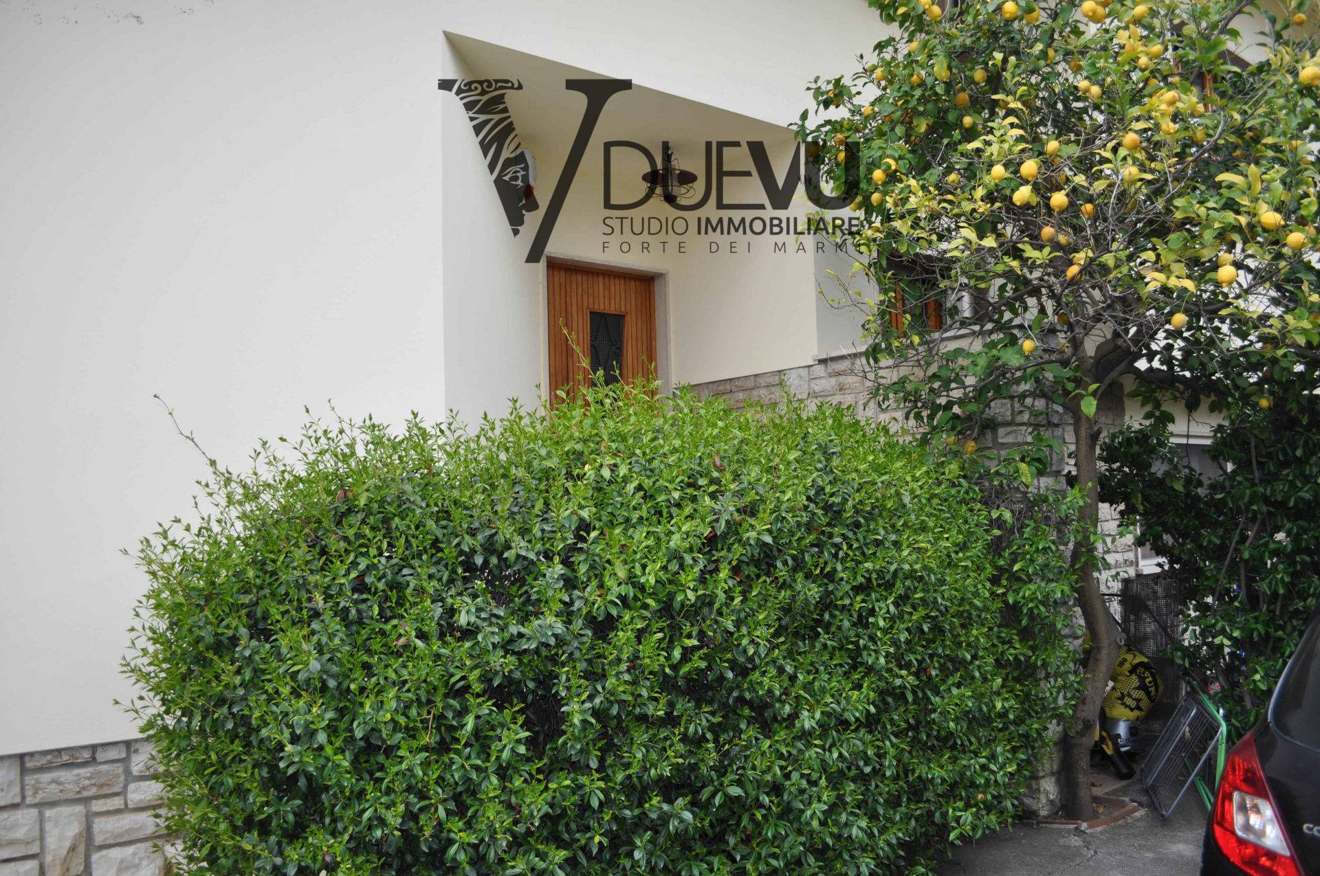 Villa in vendita a Forte dei Marmi, Centrale