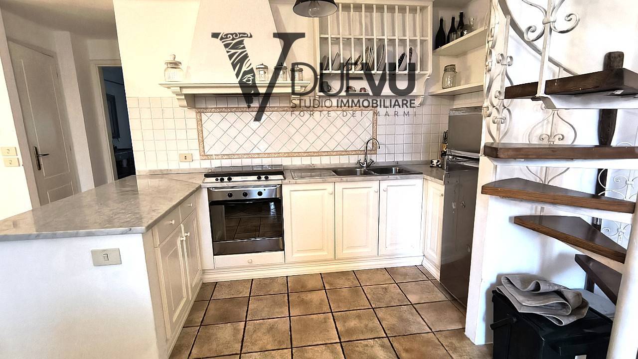 Appartamento in vendita a Seravezza, Querceta