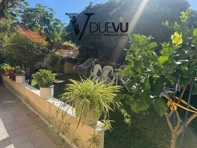 Bifamiliare in vendita a Forte dei Marmi, Centrale