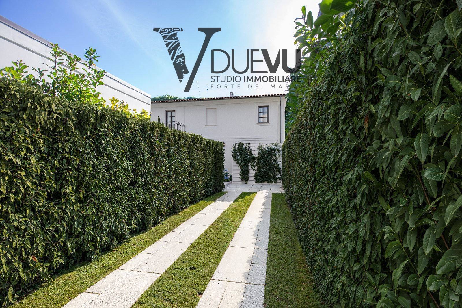 Bifamiliare in vendita a Forte dei Marmi, Centro