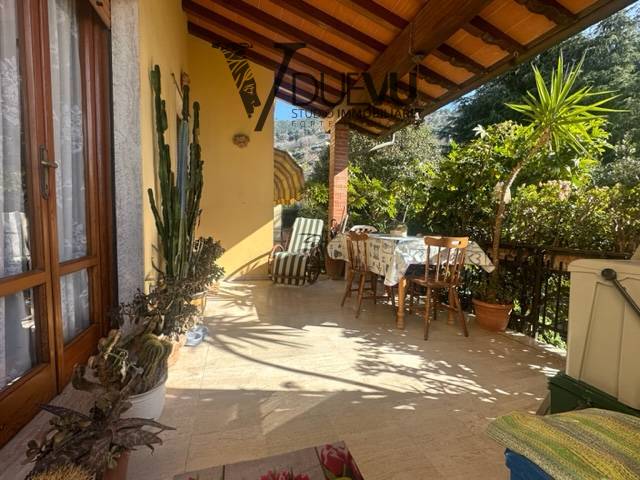 Casa singola in vendita a Seravezza, Ripa