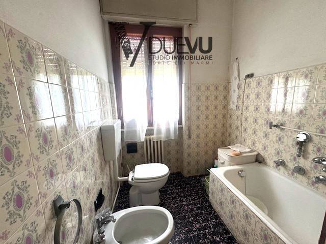 Villa in vendita a Seravezza, Pozzi