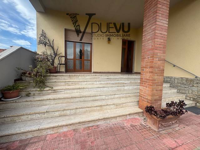 Villa in vendita a Seravezza, Pozzi