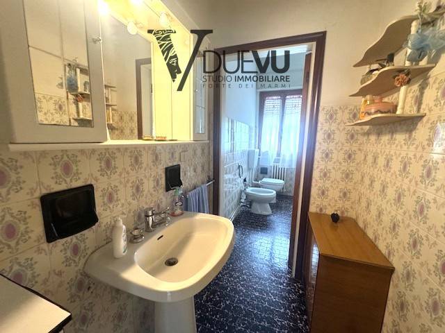 Villa in vendita a Seravezza, Pozzi